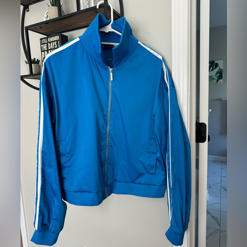 Zara track jacket, size large, never worn